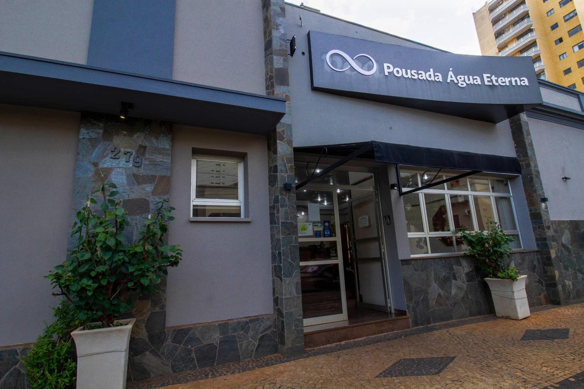 Pousada Agua Eterna - Proximo Ao Museu De Cera, Hot Beach E Thermas Dos Laranjais Olimpia Exterior photo